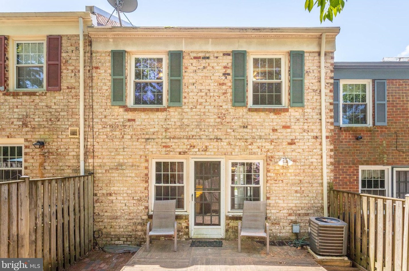 1608 Angus Ct, Crofton MD 21114-2002 exterior