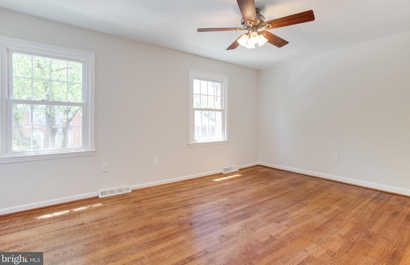 1608 Angus Ct, Crofton MD 21114-2002 exterior