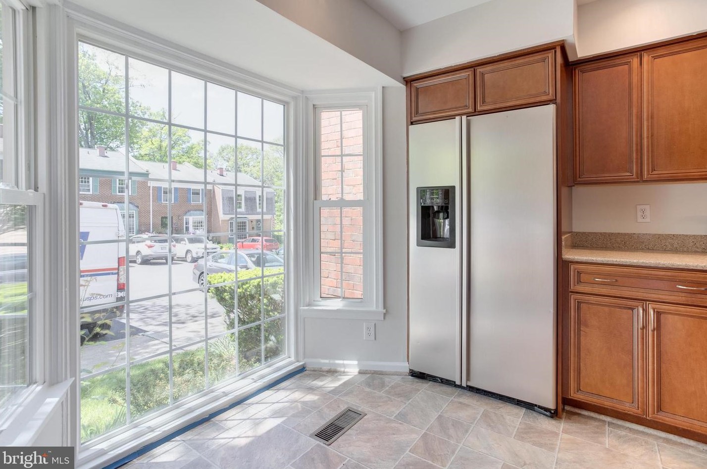 1608 Angus Ct, Crofton MD 21114-2002 exterior