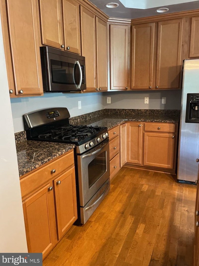 7548 Stoney Run Dr #a, Baltimore, MD 21076