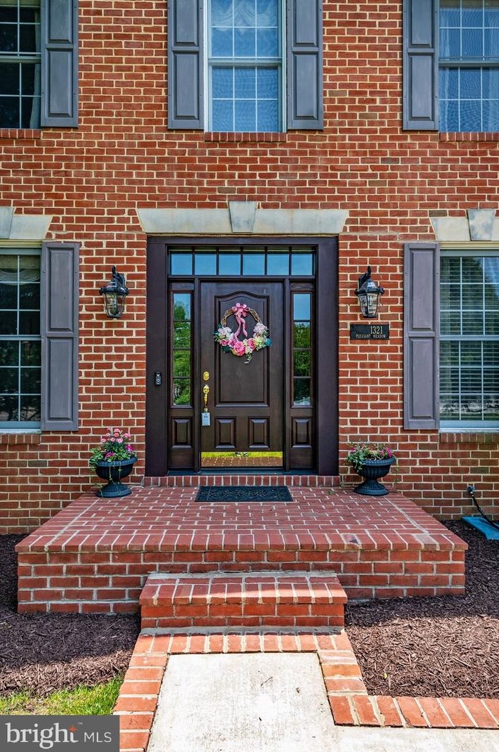 1321 Pleasant Meadow Rd, Crofton, MD 21114-2651