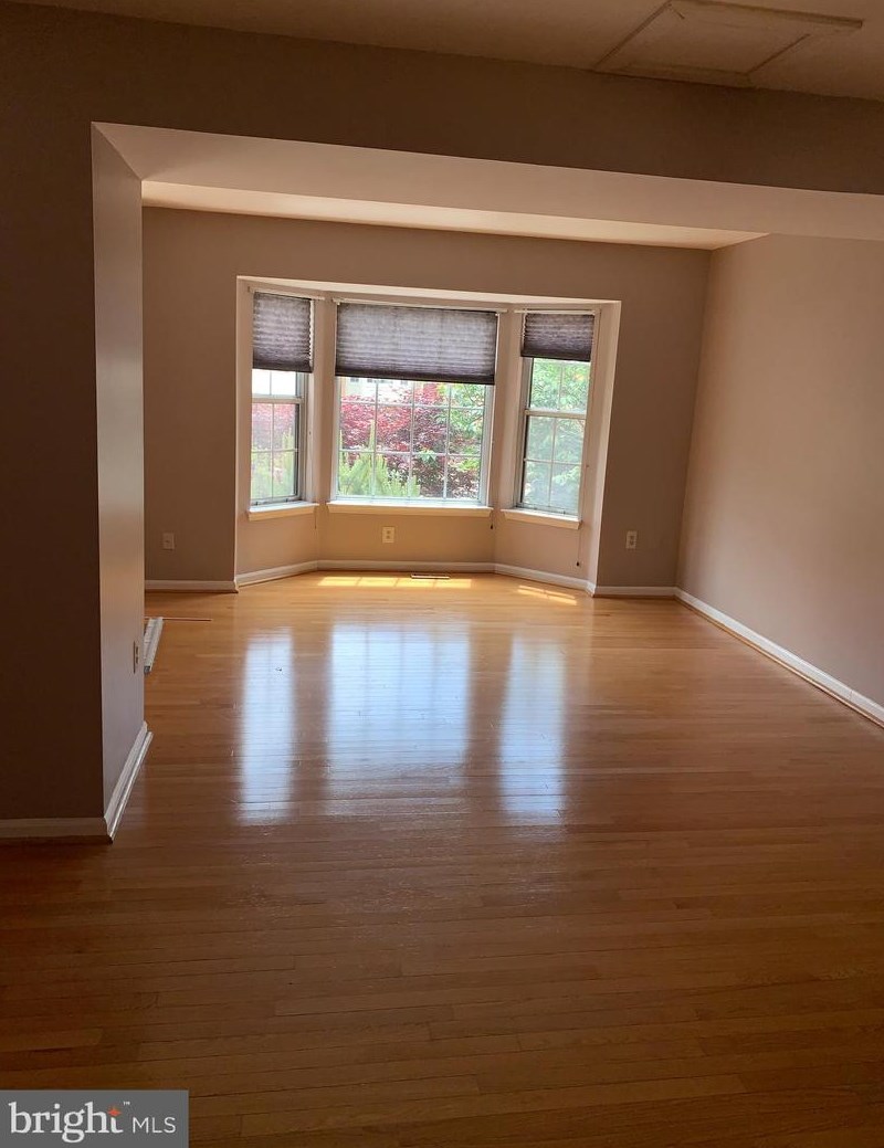 7892 Seaside Ct, Baltimore MD  21226-2152 exterior