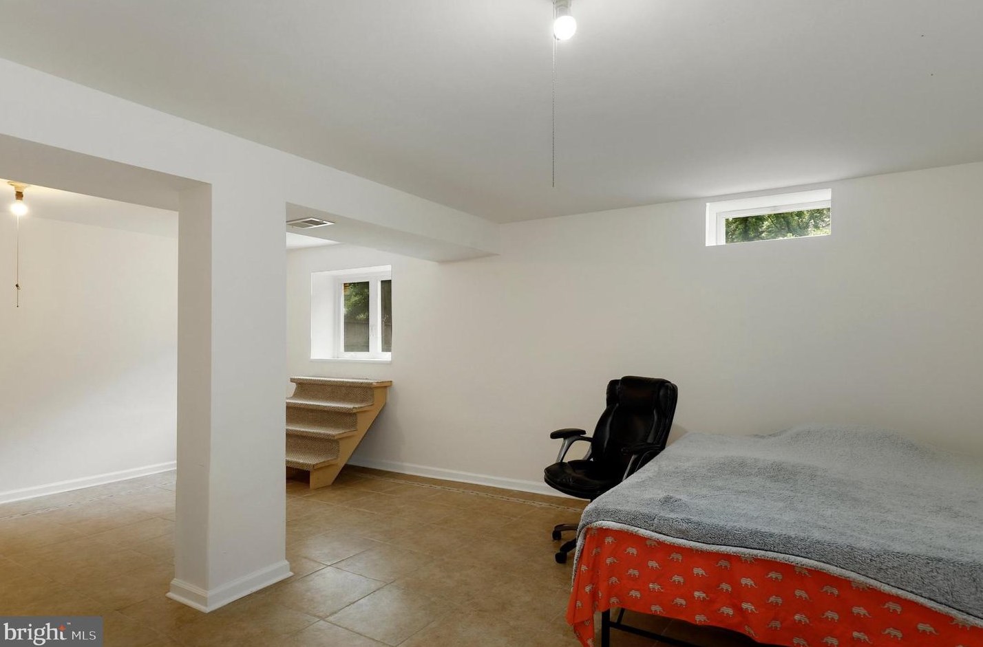 7735 Aragorn Ct, Baltimore MD 21076-1603 exterior