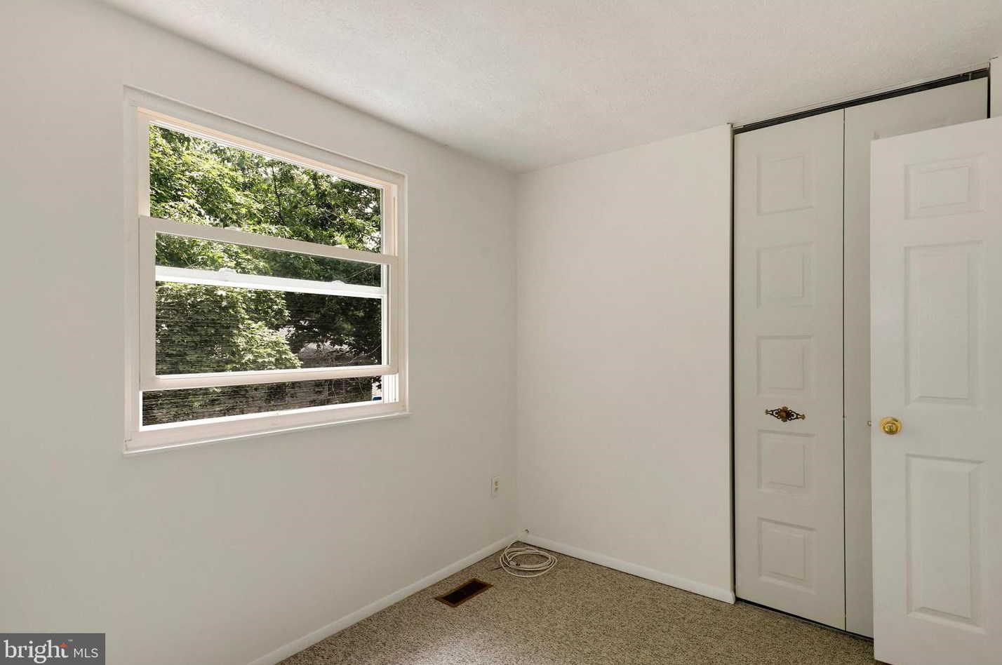 7735 Aragorn Ct, Baltimore MD 21076-1603 exterior