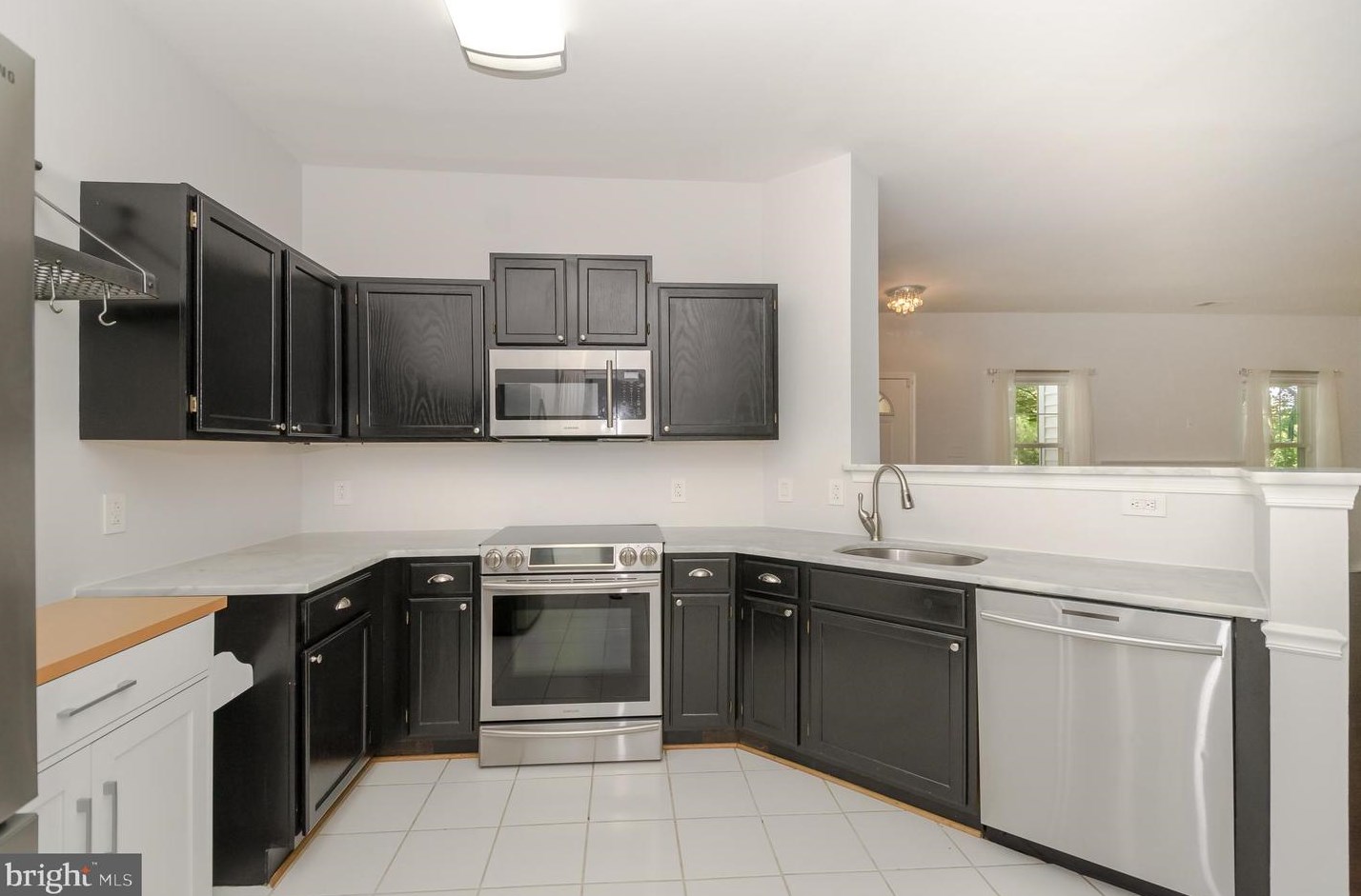 1442 Nutwood Ct, Crofton MD  21114-2845 exterior