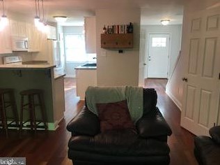 1651 Forest Hill Ct, Crofton MD  21114-1827 exterior