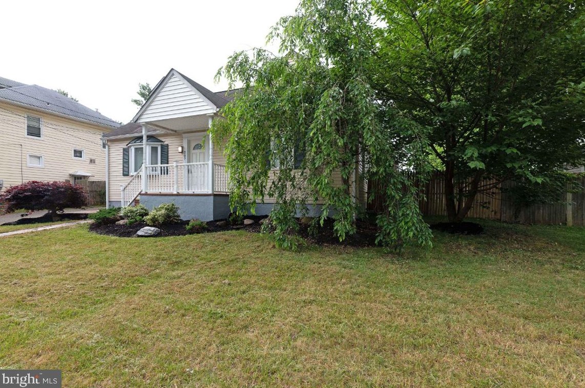 207 Cresswell Rd, Baltimore, MD 21225-3909