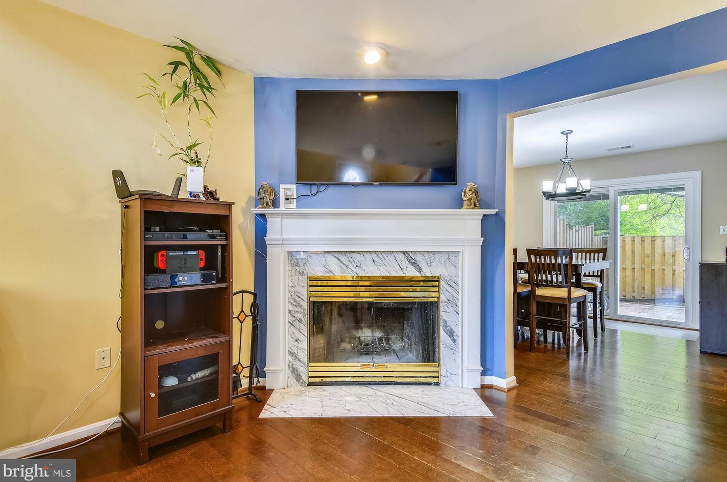 1605 Howard Chapel Ct, Crofton MD 21114-1817 exterior