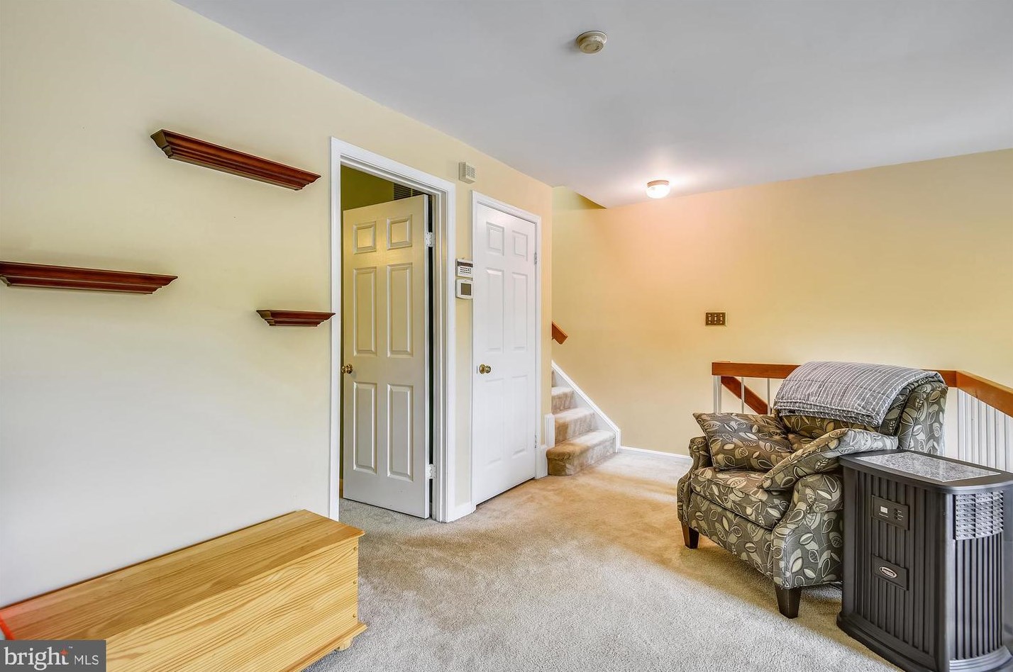 1605 Howard Chapel Ct, Crofton MD 21114-1817 exterior