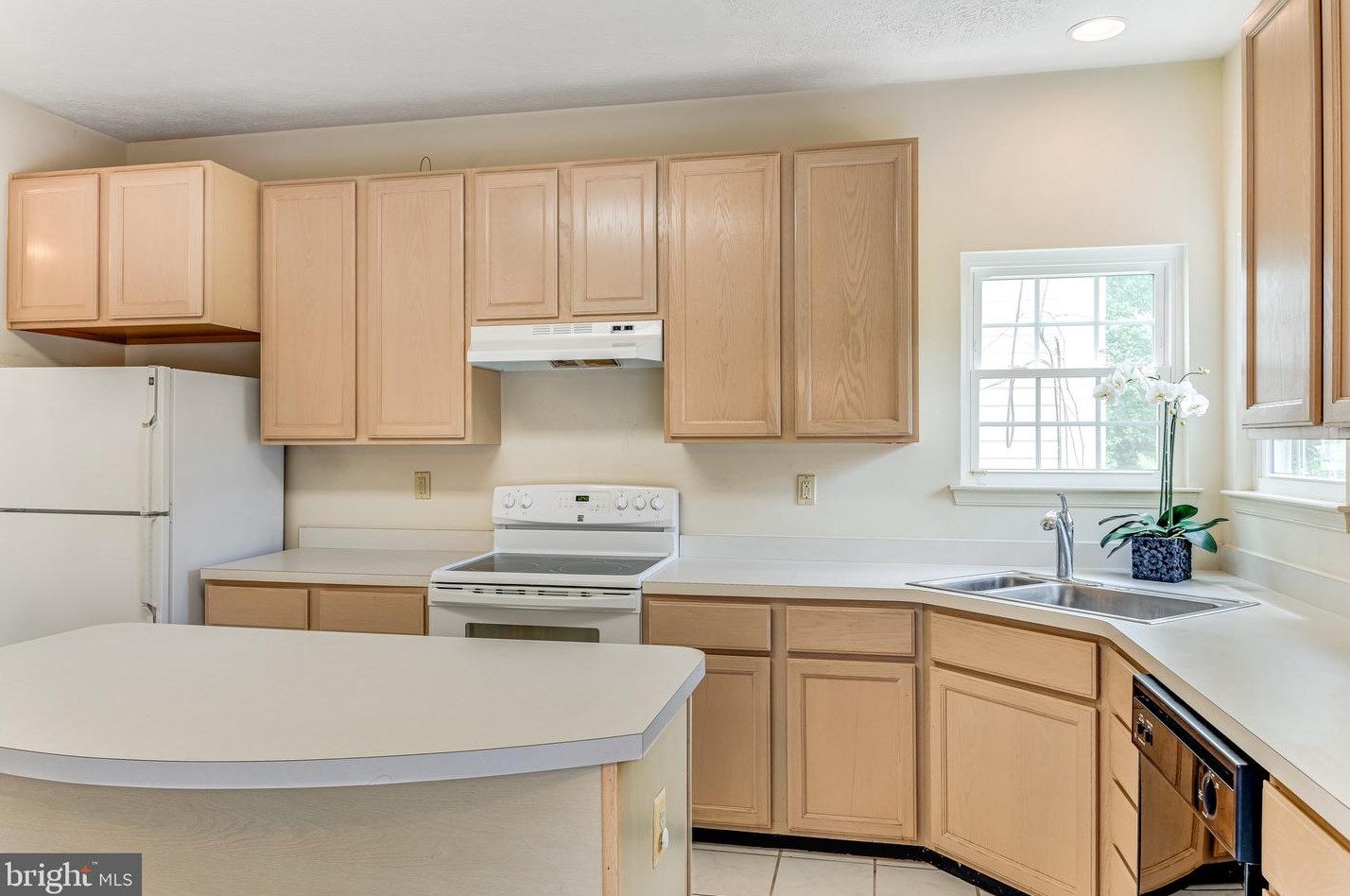 2419 Kemper Rd, Crofton MD  21114-2552 exterior