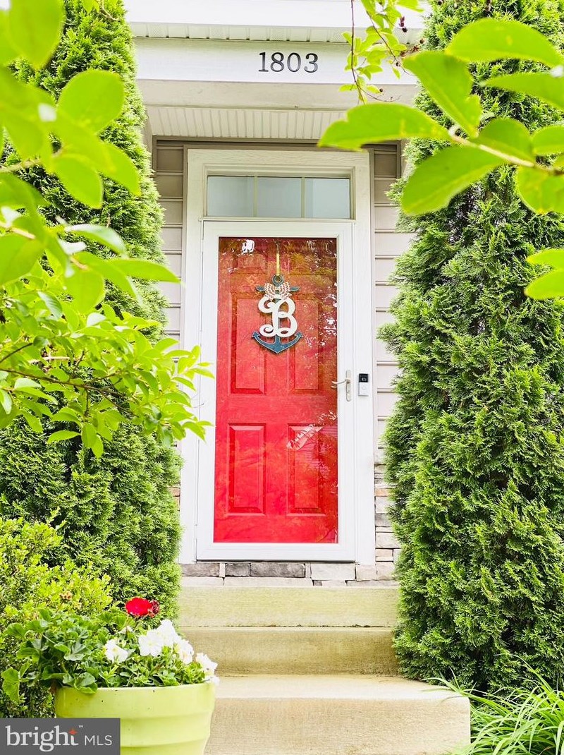 1803 Chaneys Grant Ct, Crofton, MD 21114-3230