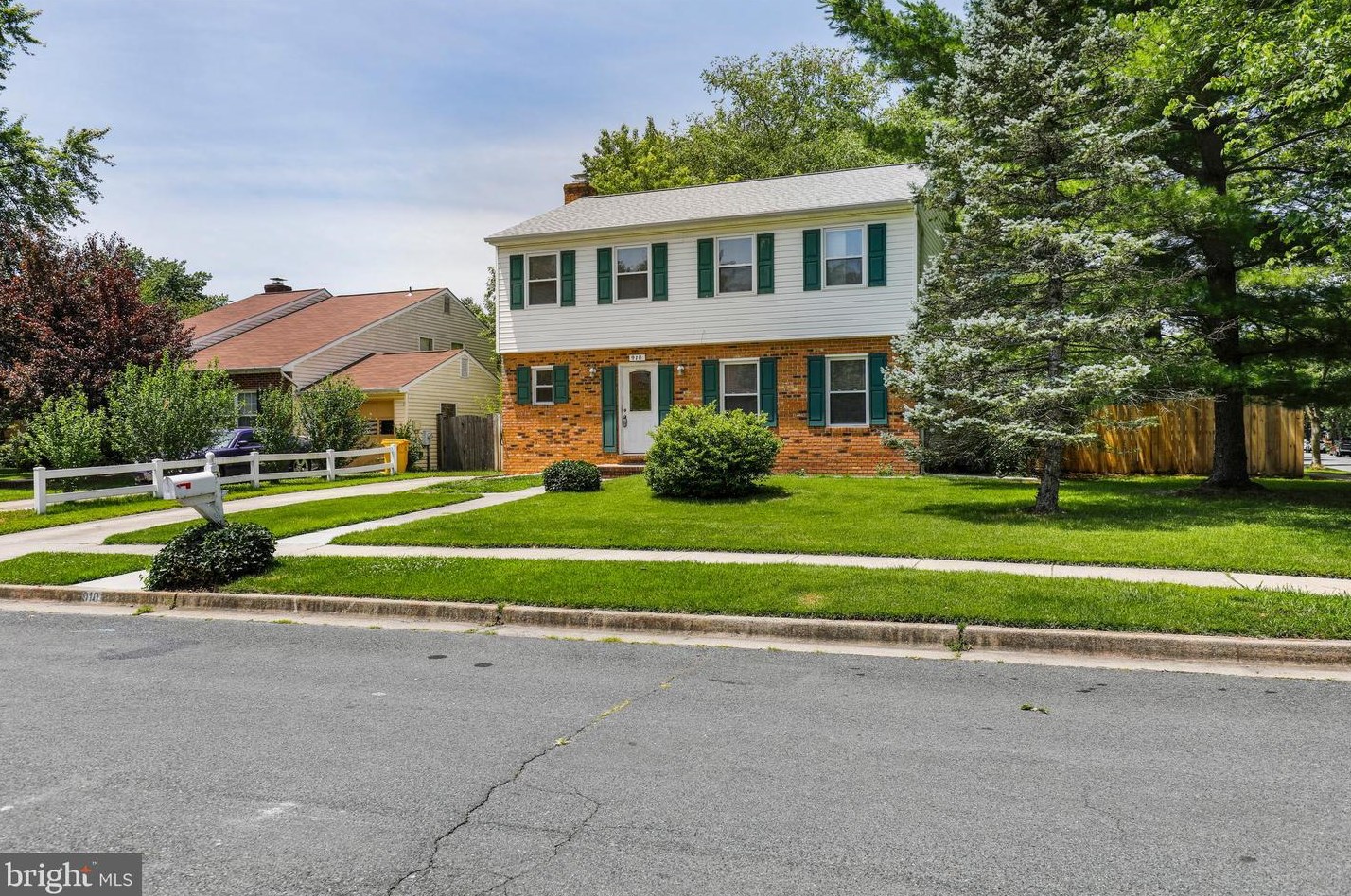 910 Truro Ln, Crofton, MD 21114-1205