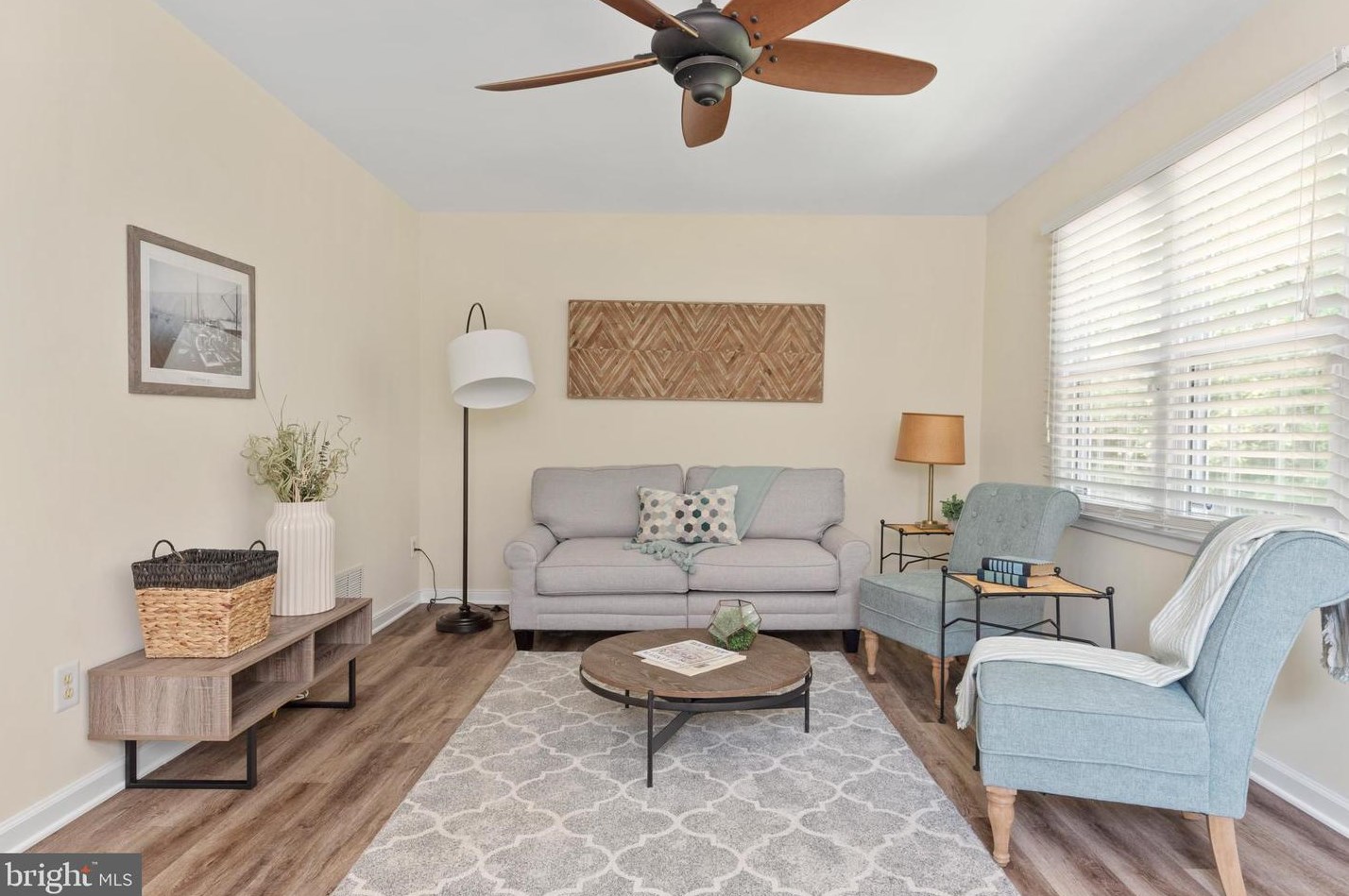 1830 Foxdale Ct, Crofton MD 21114-1944 exterior