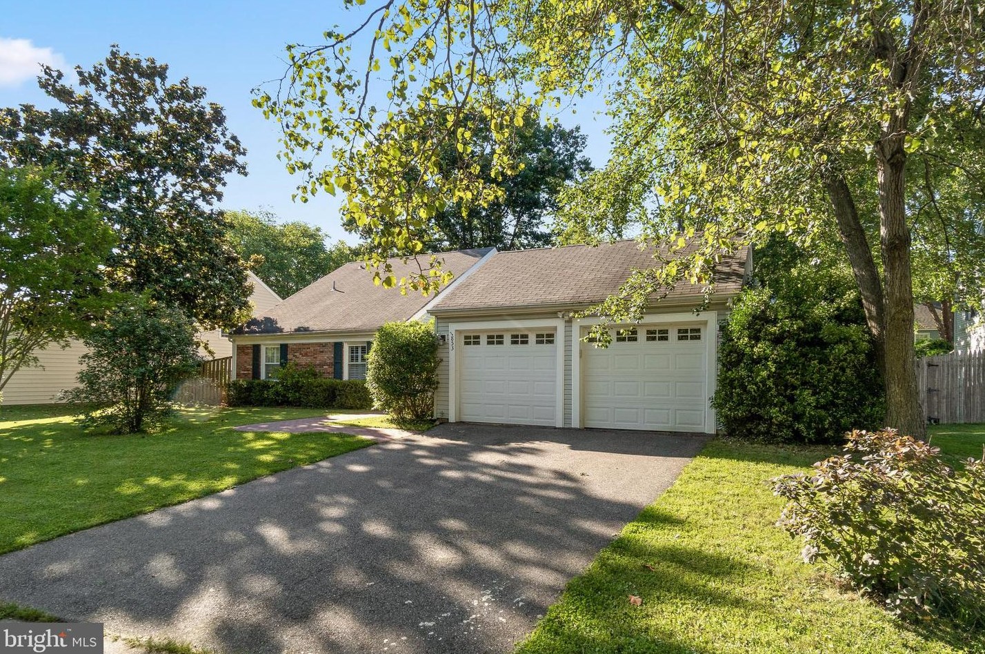 1853 Marlow Pl, Crofton, MD 21114-2622