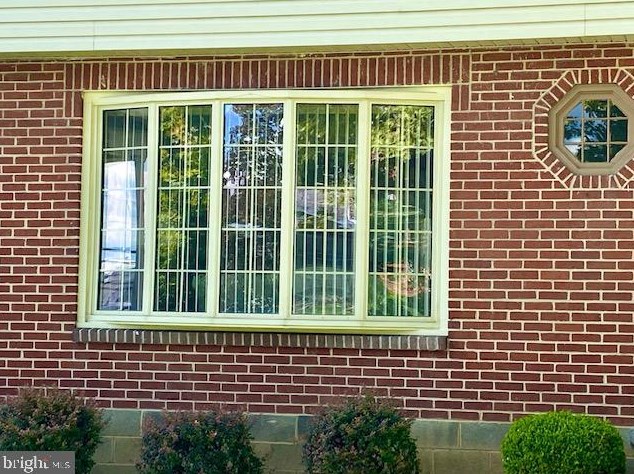 909 Louisiana Ave, Cumberland, MD 21502