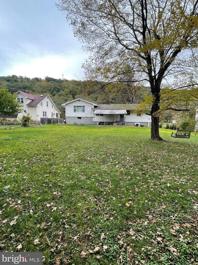 17109 Lower Georges Creek Rd, Lonaconing, MD 21539-1287