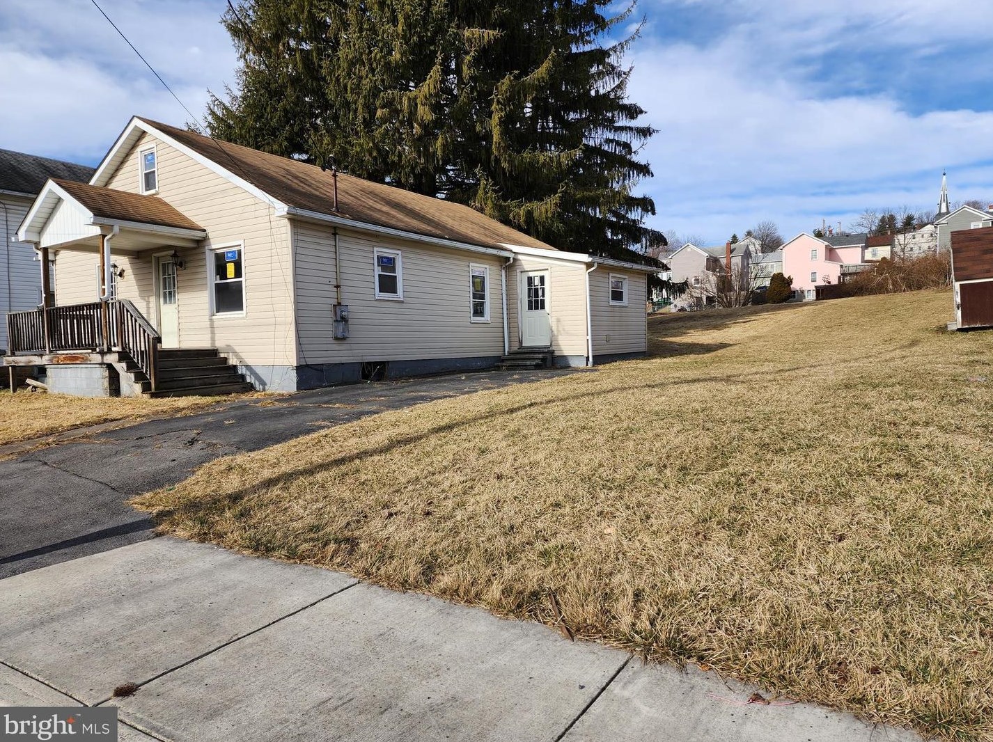 40 Mc Culloh St, Frostburg, MD 21532