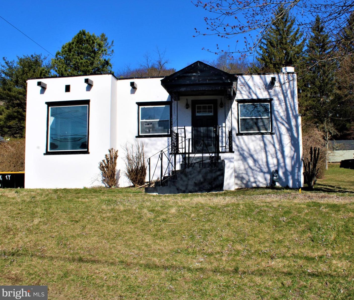 953 Weires Ave, Cumberland, MD 21502