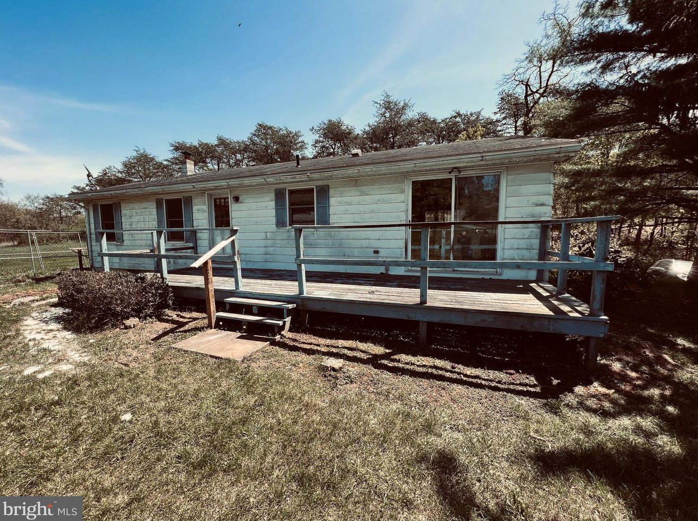 808 Golden Ln, Cumberland, MD 21502