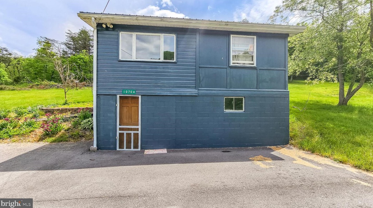 10704 Old Johnson Rd, Cumberland, MD 21502