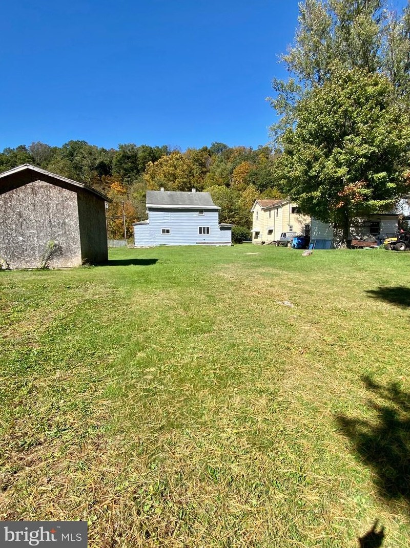 15516 Lower Georges Creek Rd, Lonaconing MD 21539-1225 exterior