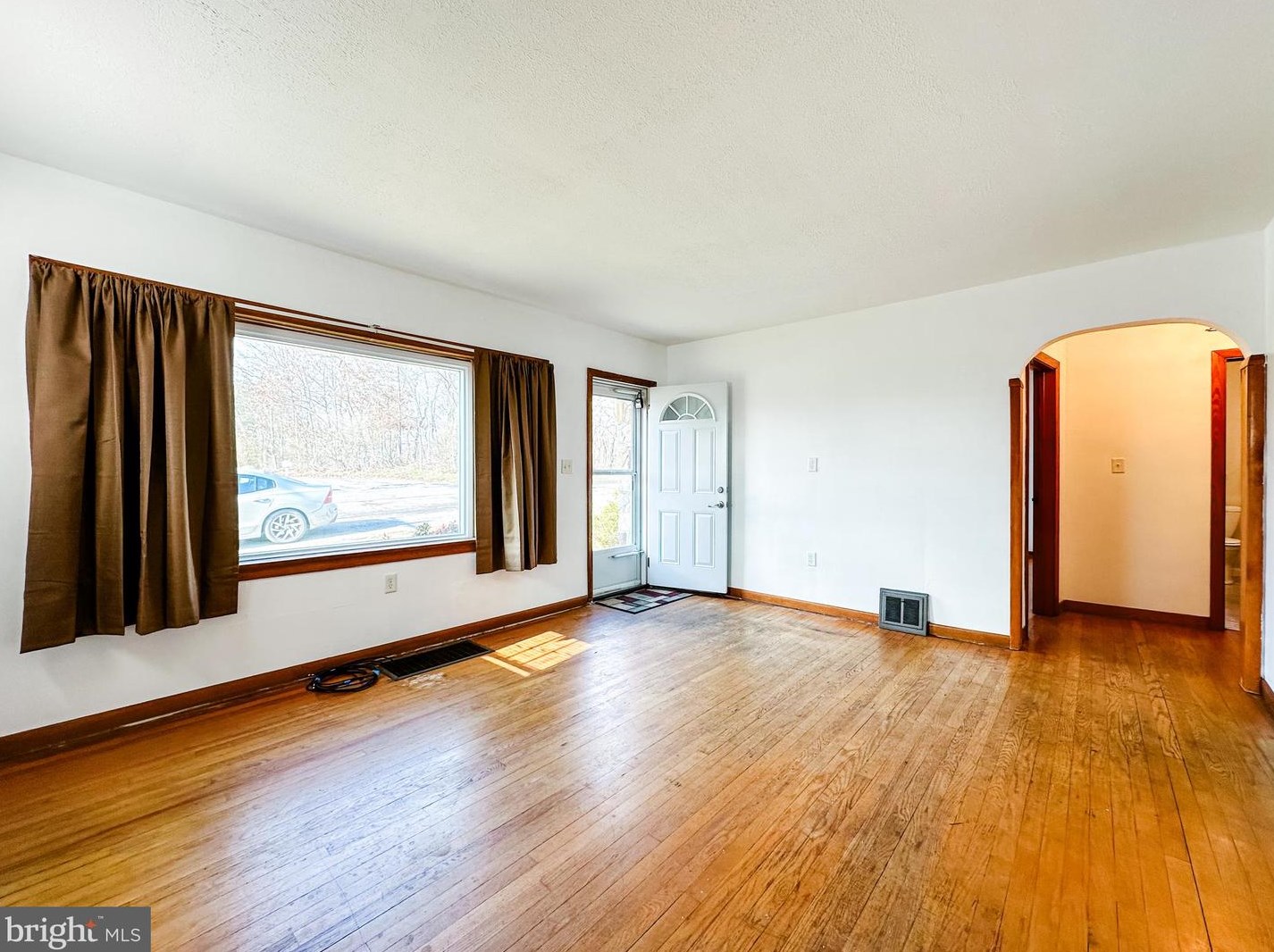 111 Auburn Ave, Cumberland, MD 21502