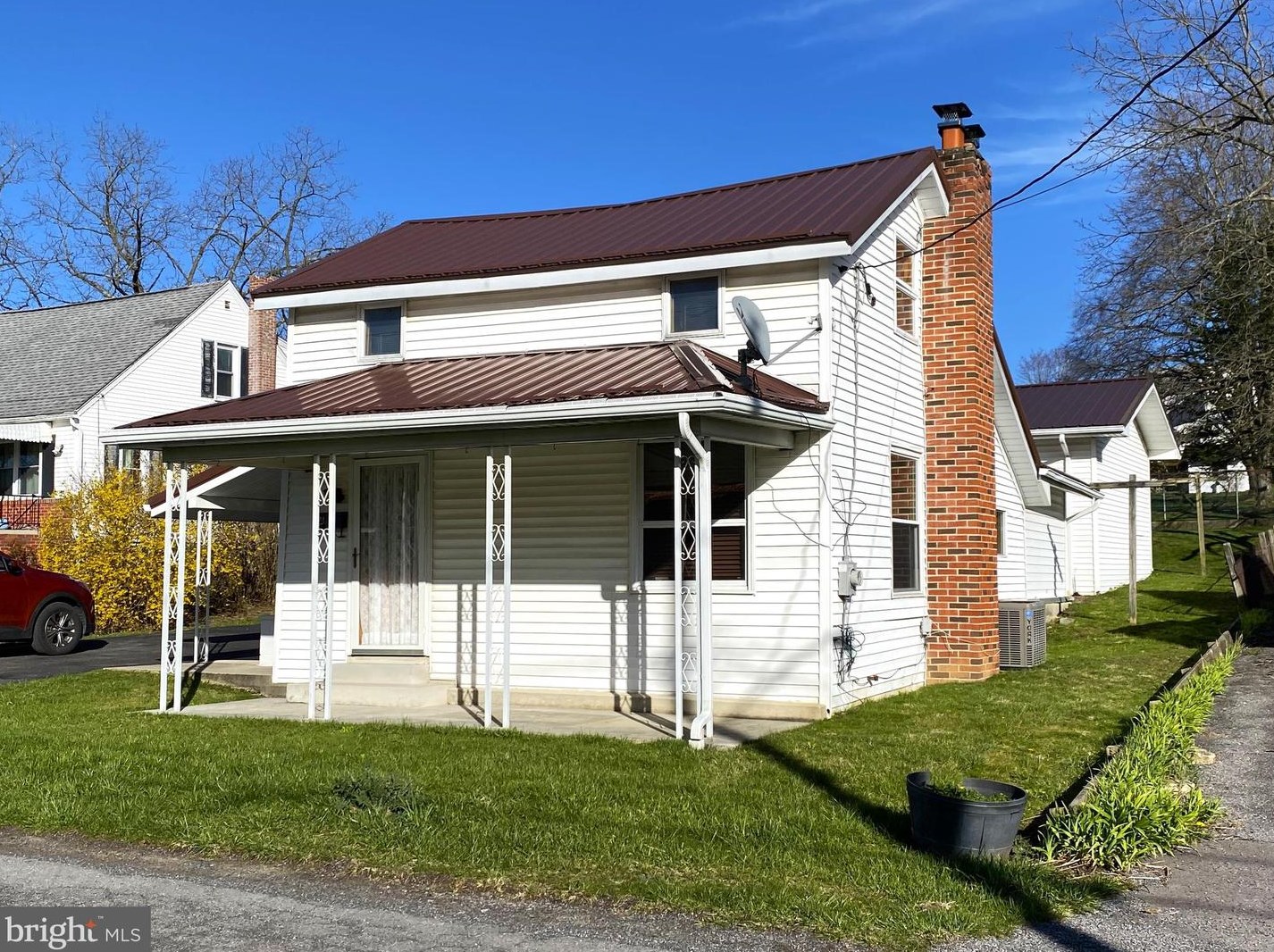 64 Armstrong St, Frostburg, MD 21532