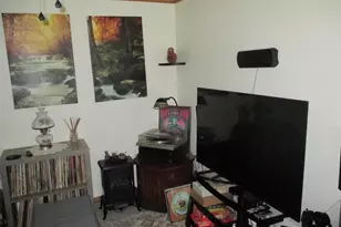 210 E Reynolds St, Cumberland, MD 21502 - Photo 16