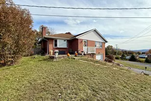 604 White Ave, Cumberland, MD 21502 - Photo 2