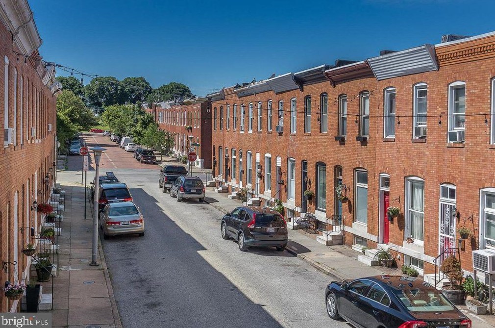 20 Decker Ave, Baltimore, MD 21224-1353