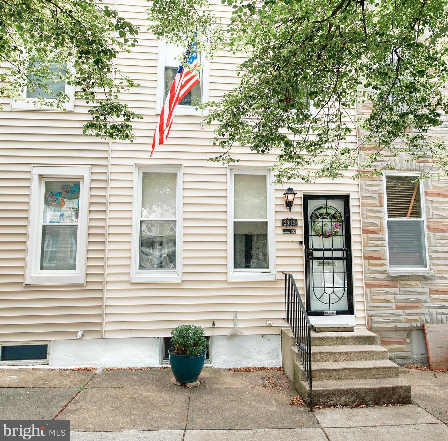 2913 Keswick Rd, Baltimore, MD 21211-2733