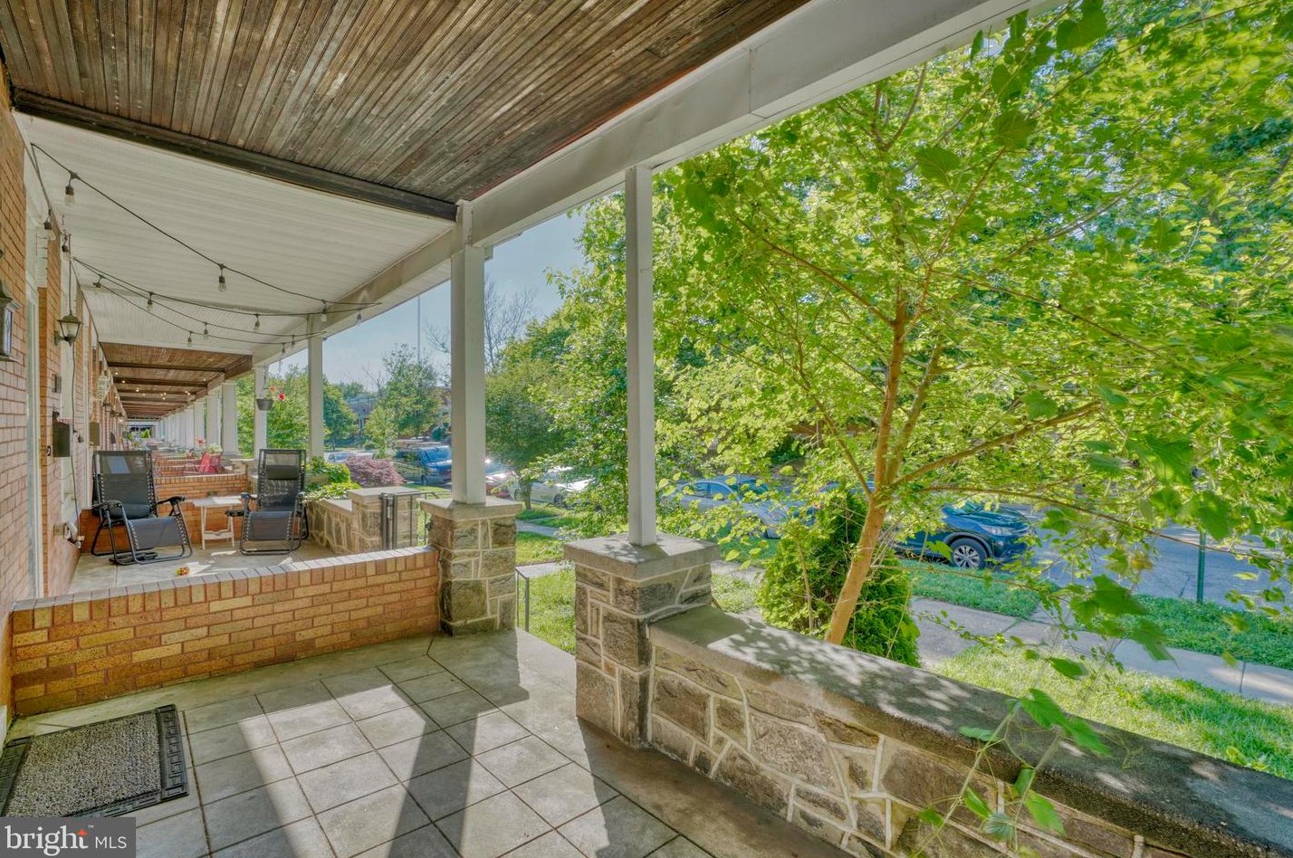 1301 W 41st St, Baltimore, MD 21211