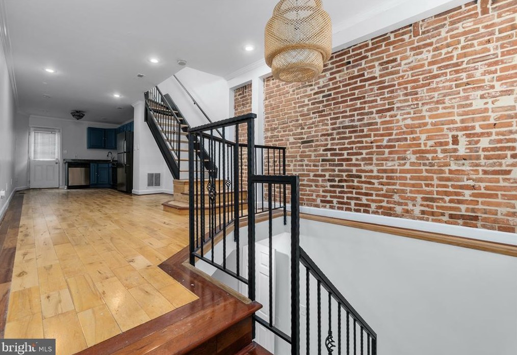 805 Mangold St, Baltimore, MD 21230-2538