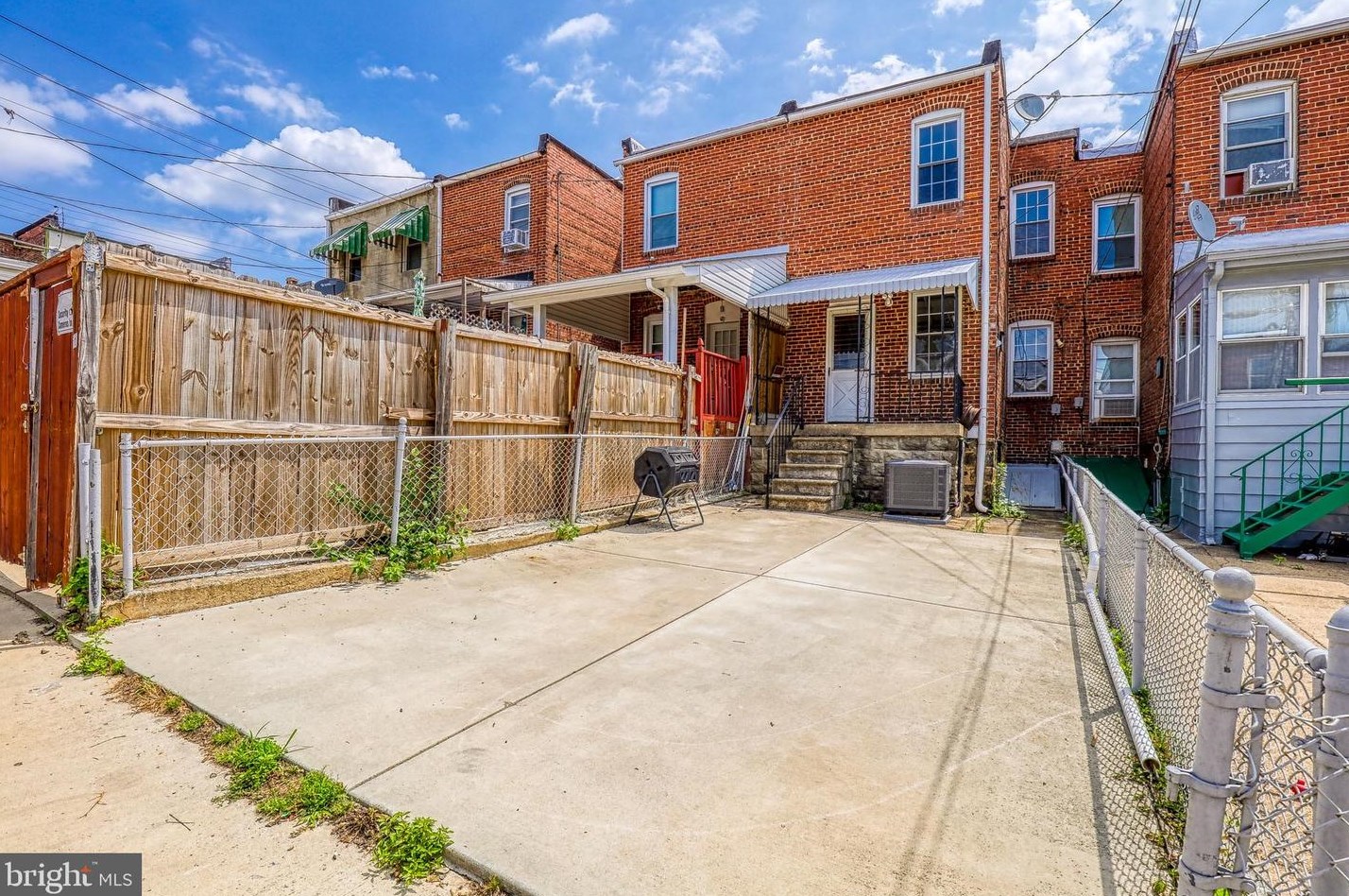 506 Tolna St, Baltimore, MD 21224-4621