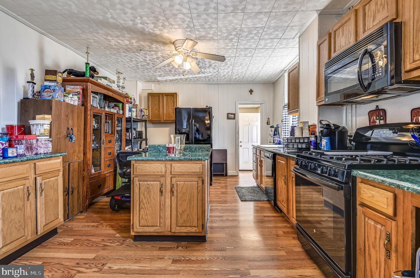 6520 Colgate Ave, Baltimore MD  21222-4003 exterior