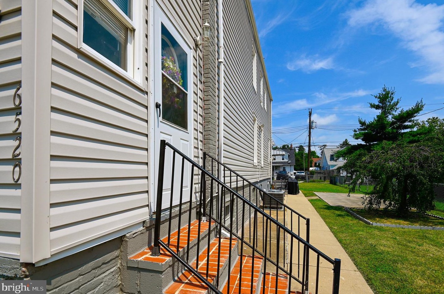 6520 Colgate Ave, Baltimore MD  21222-4003 exterior