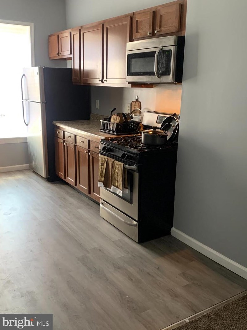 609 Ashburton St, Baltimore MD  21216-4702 exterior