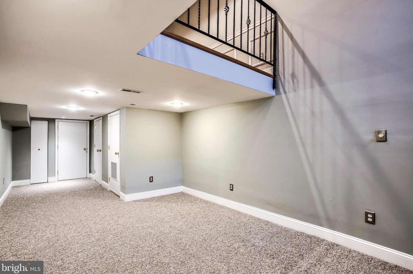 814 Mangold St, Baltimore, MD 21230-2505