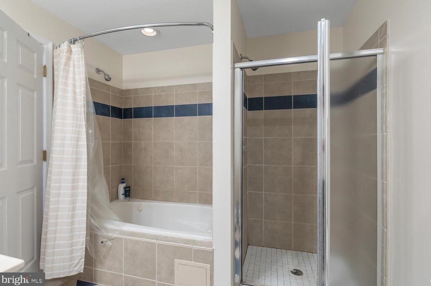 522 Clinton St, Baltimore MD  21205-2811 exterior