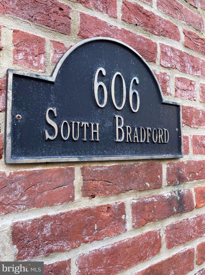 606 Bradford St, Baltimore MD  21224-3606 exterior