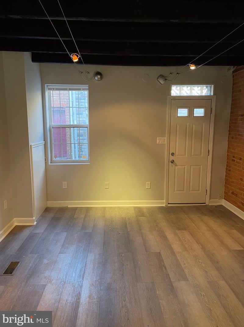 606 Bradford St, Baltimore MD  21224-3606 exterior