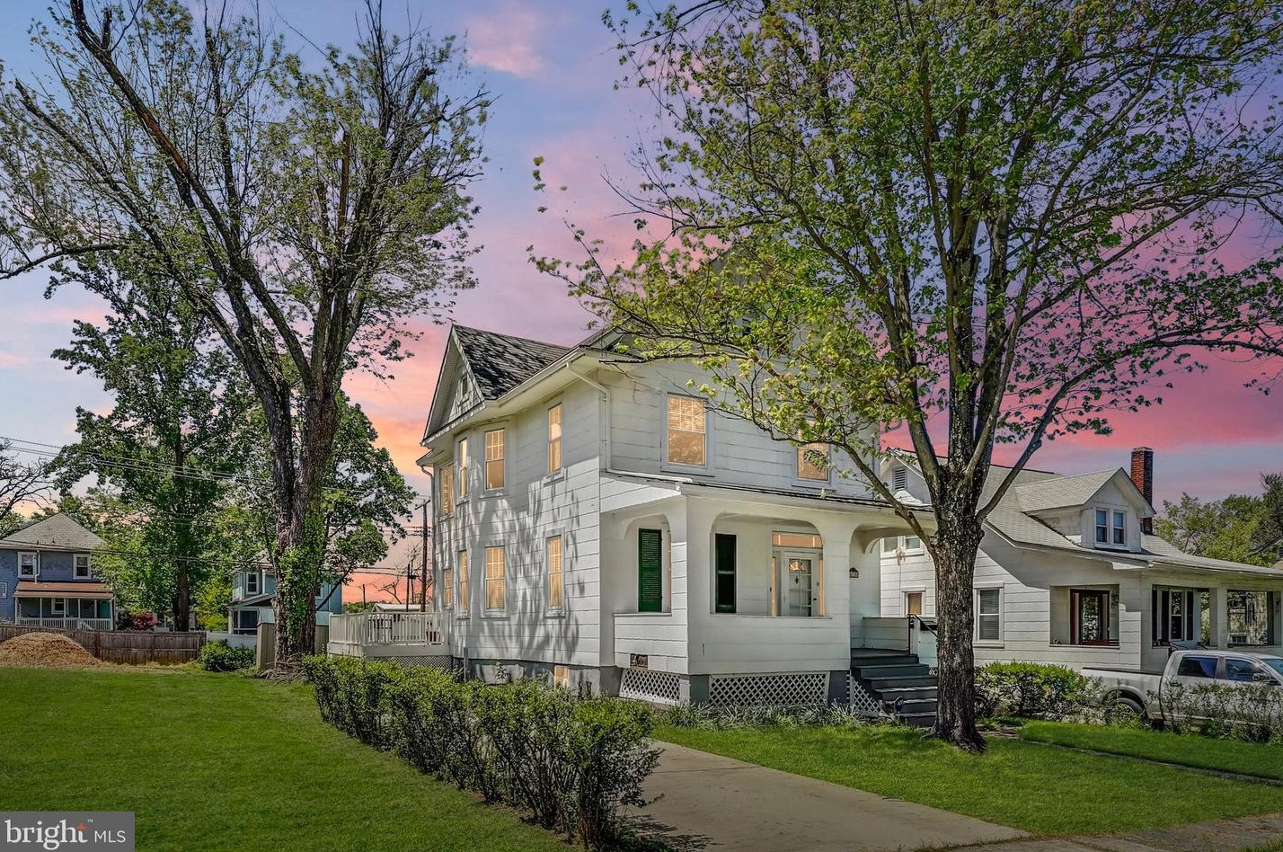 5220 Tramore Rd, Baltimore, MD 21214-2119