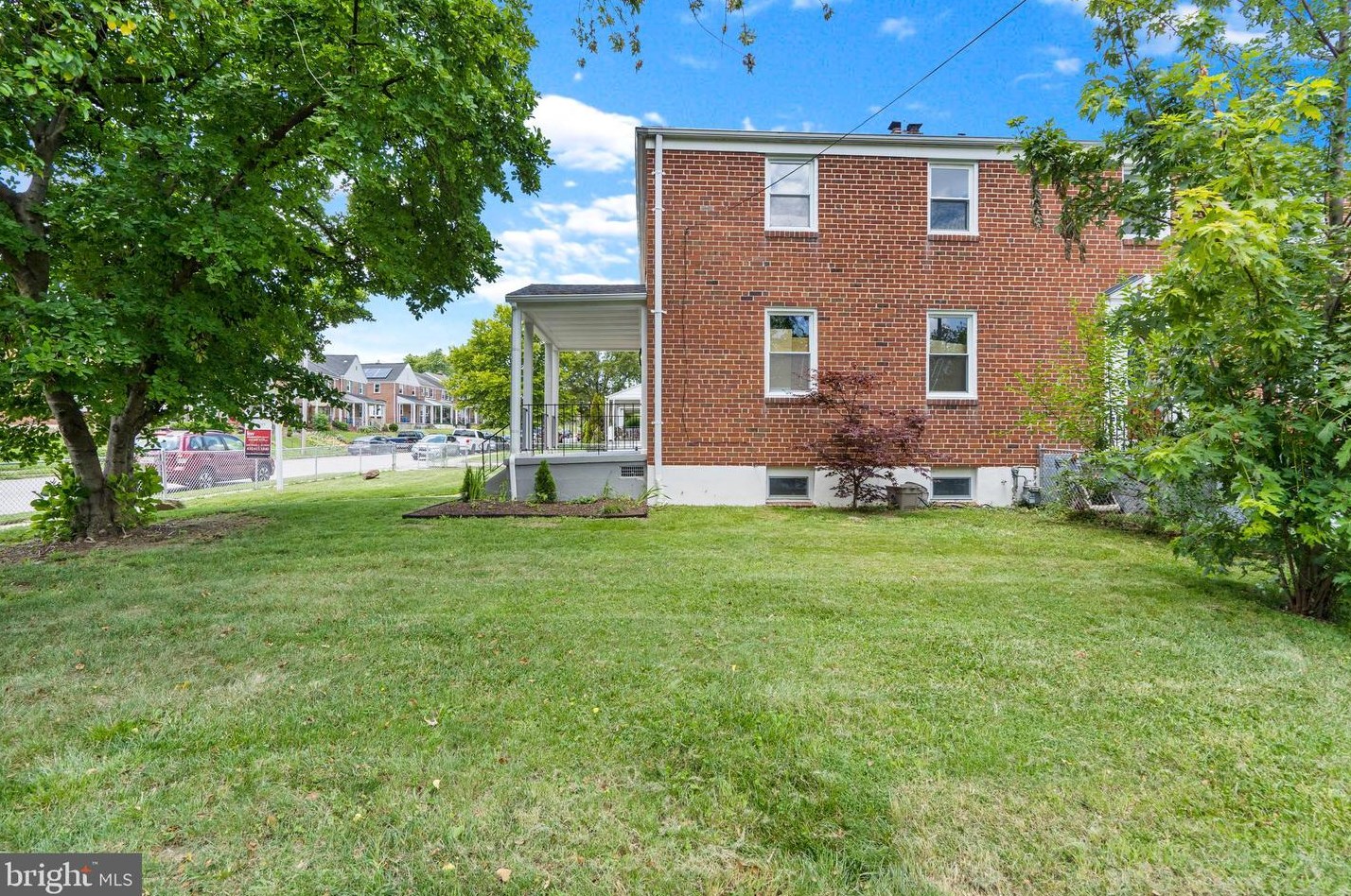 5210 Greenwich Ave, Baltimore, MD 21229-2307