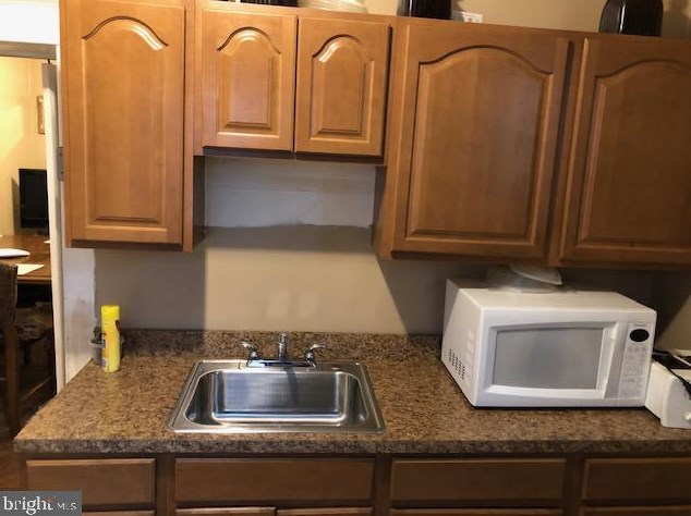 532 Chateau Ave, Baltimore, MD 21212-4305