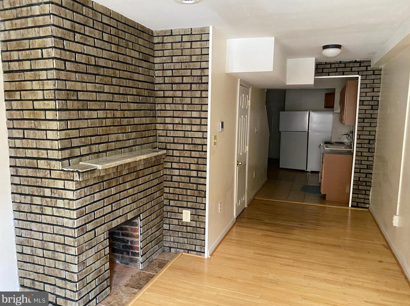 403 Cross St, Baltimore MD  21230-4125 exterior
