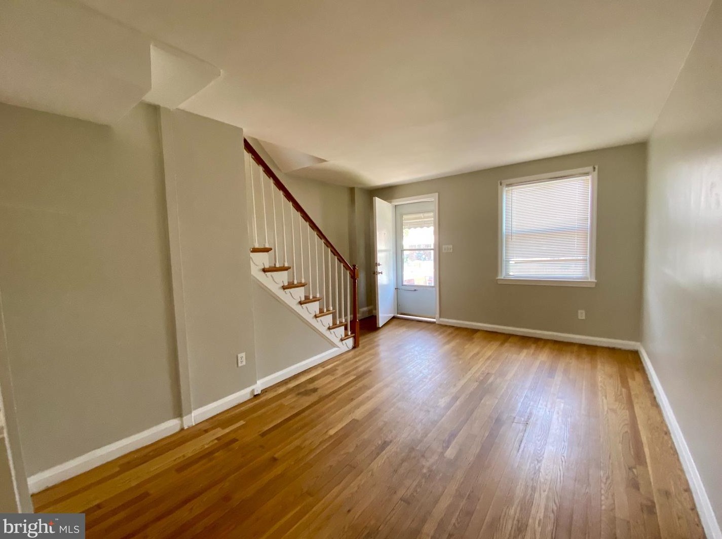 6417 Hartwait St, Baltimore, MD 21224-6230