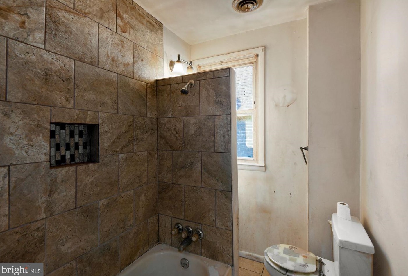 728 43 St, Baltimore MD 21211-1611 exterior