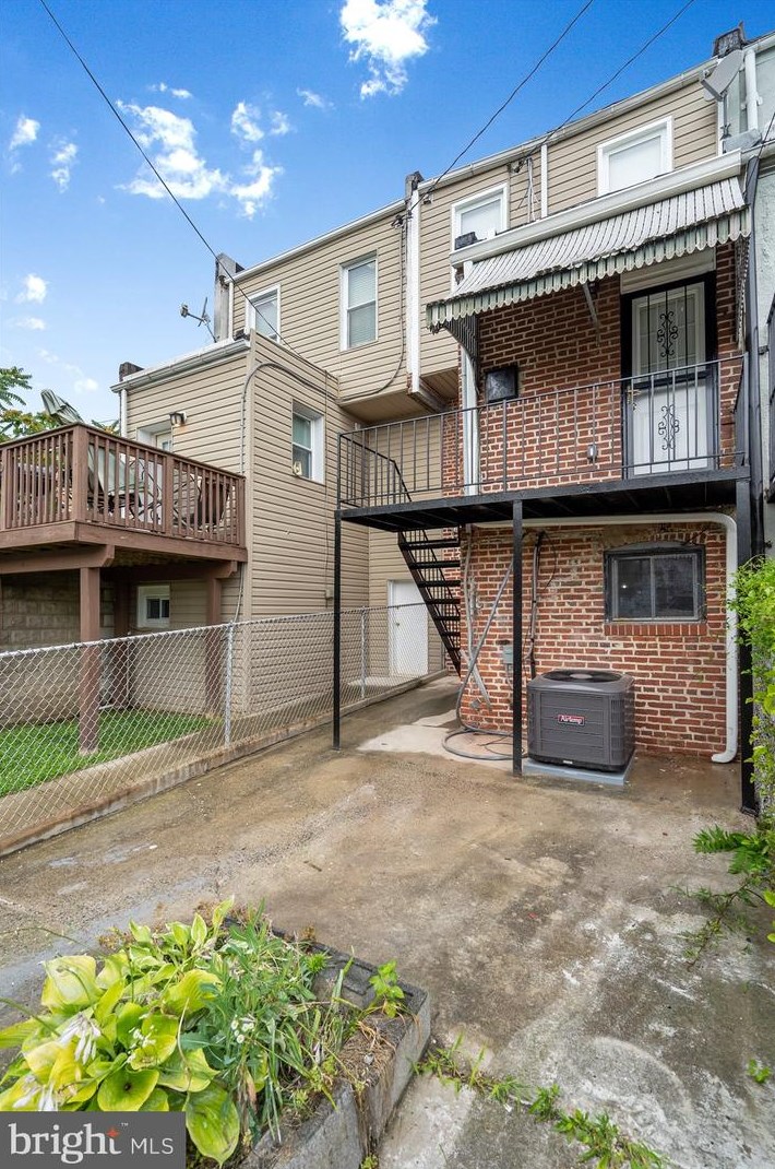 1611 30th St, Baltimore MD  21218-3726 exterior