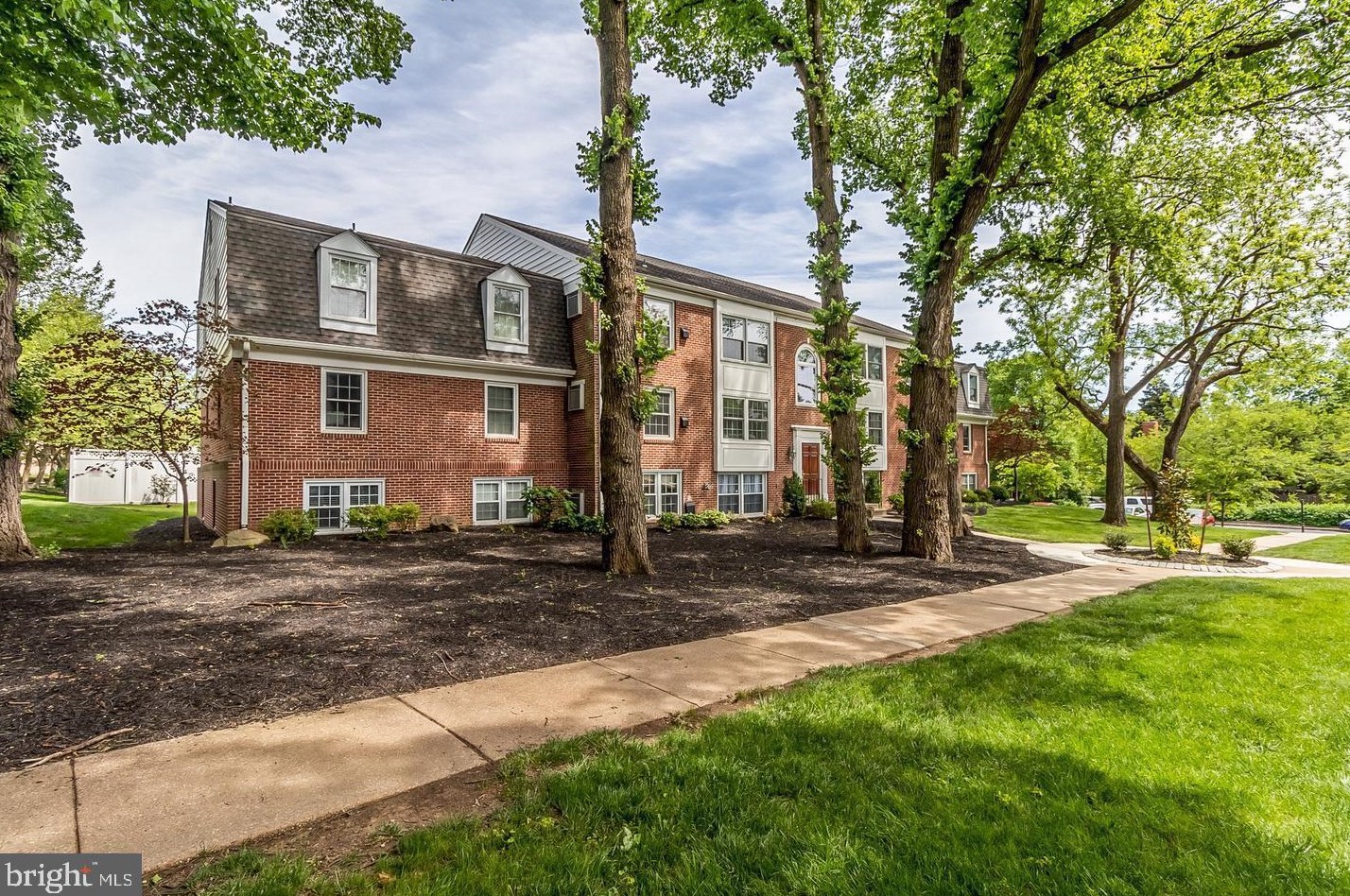 355 Homeland Southway #2b, Baltimore, MD