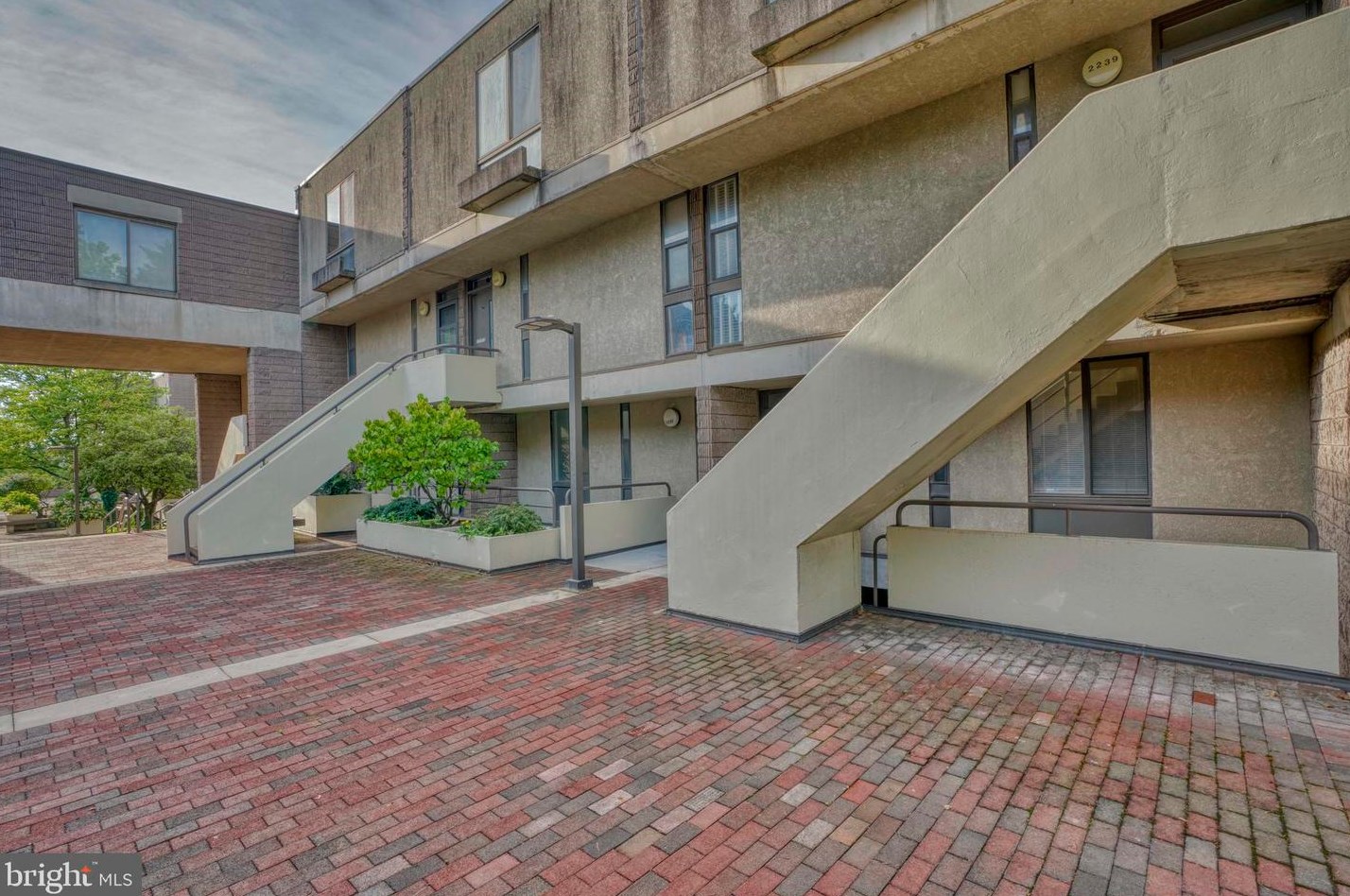 2237 Clove Ter, Baltimore, MD 21209-4632